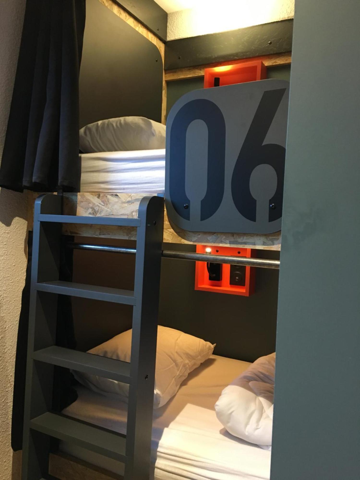 Moontain Hostel Oz Pokoj fotografie
