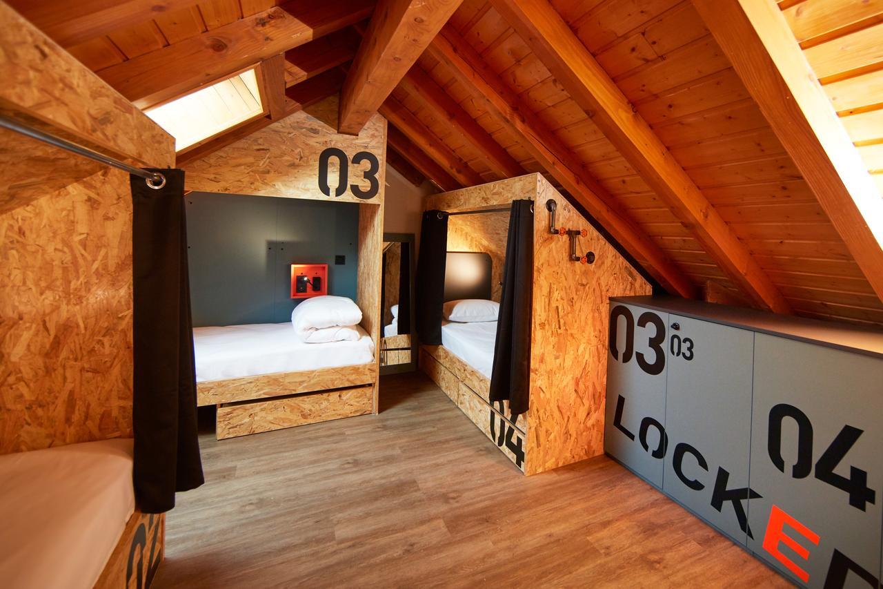 Moontain Hostel Oz Exteriér fotografie